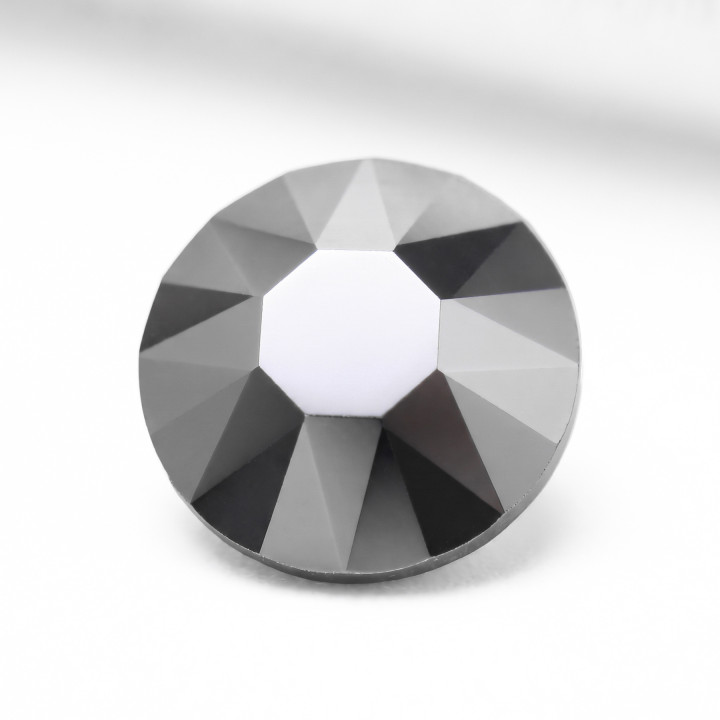 Hematite – grafitowe metaliczne cyrkonie szklane | Crystal AB