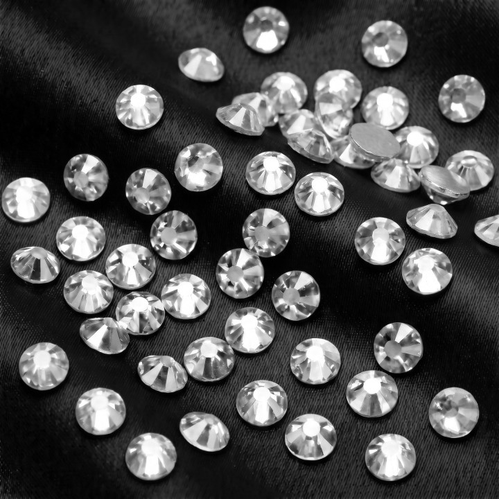 Crystal – bezbarwne cyrkonie szklane | Crystal AB