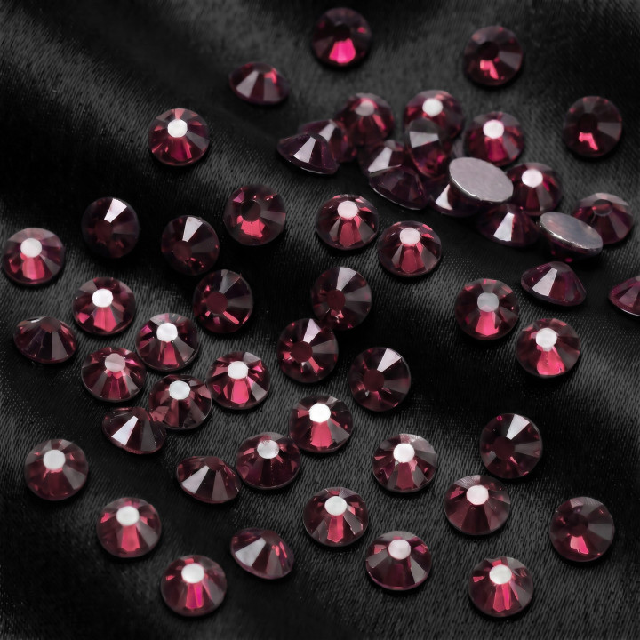 Amethyst – ametystowe cyrkonie szklane | Crystal AB